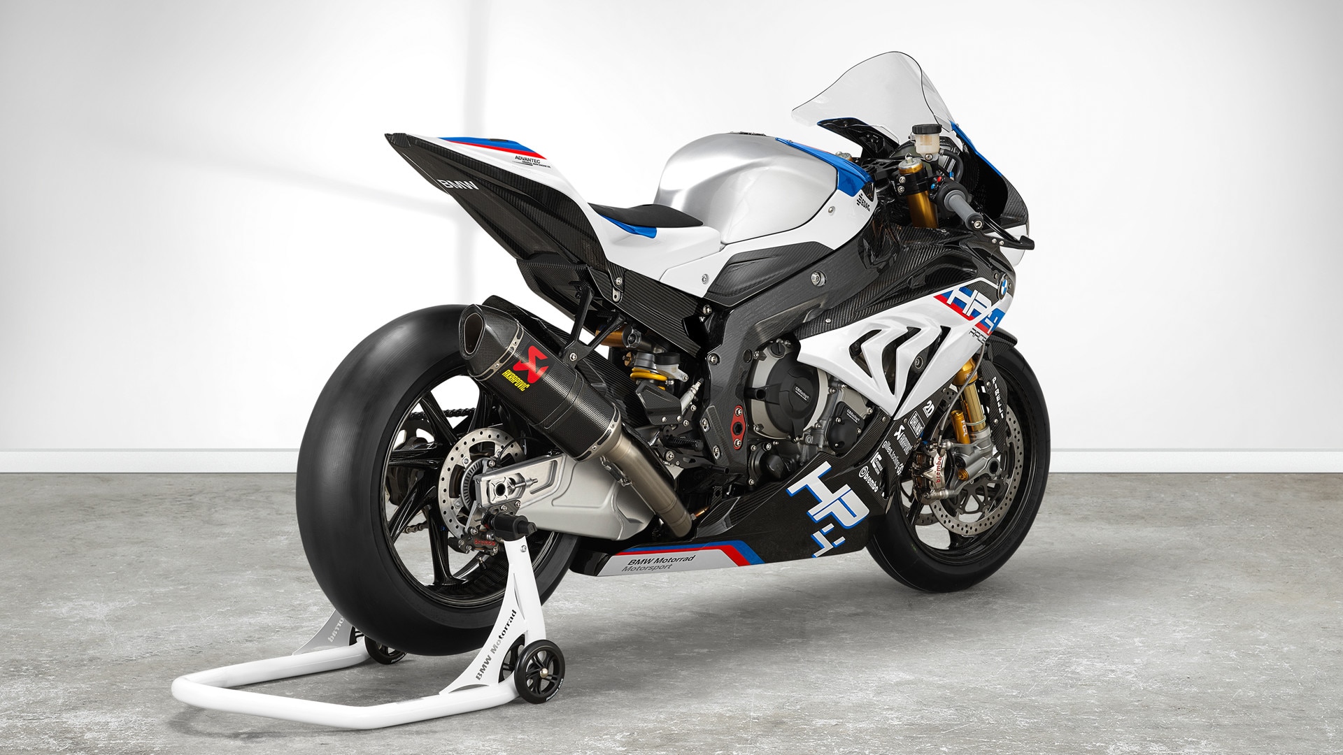 HP4 Race carbon rear